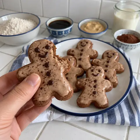 KI-generiertes Symbolbild: Rezept für Vegane Lebkuchenmänner mit Dinkel und Cashew-Guss