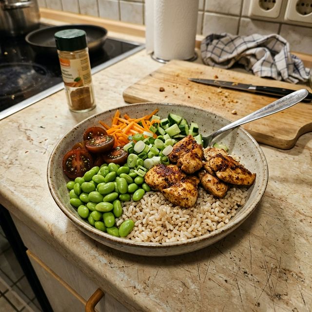Gluten-free chicken bowl with rice and edamame