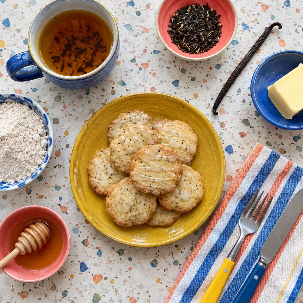 Earl Grey butter cookies with honey and vanilla