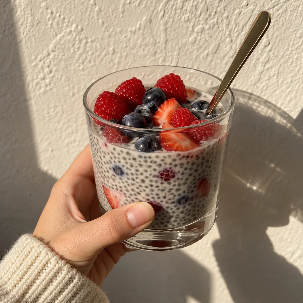 Vegan fruity chia berry pudding