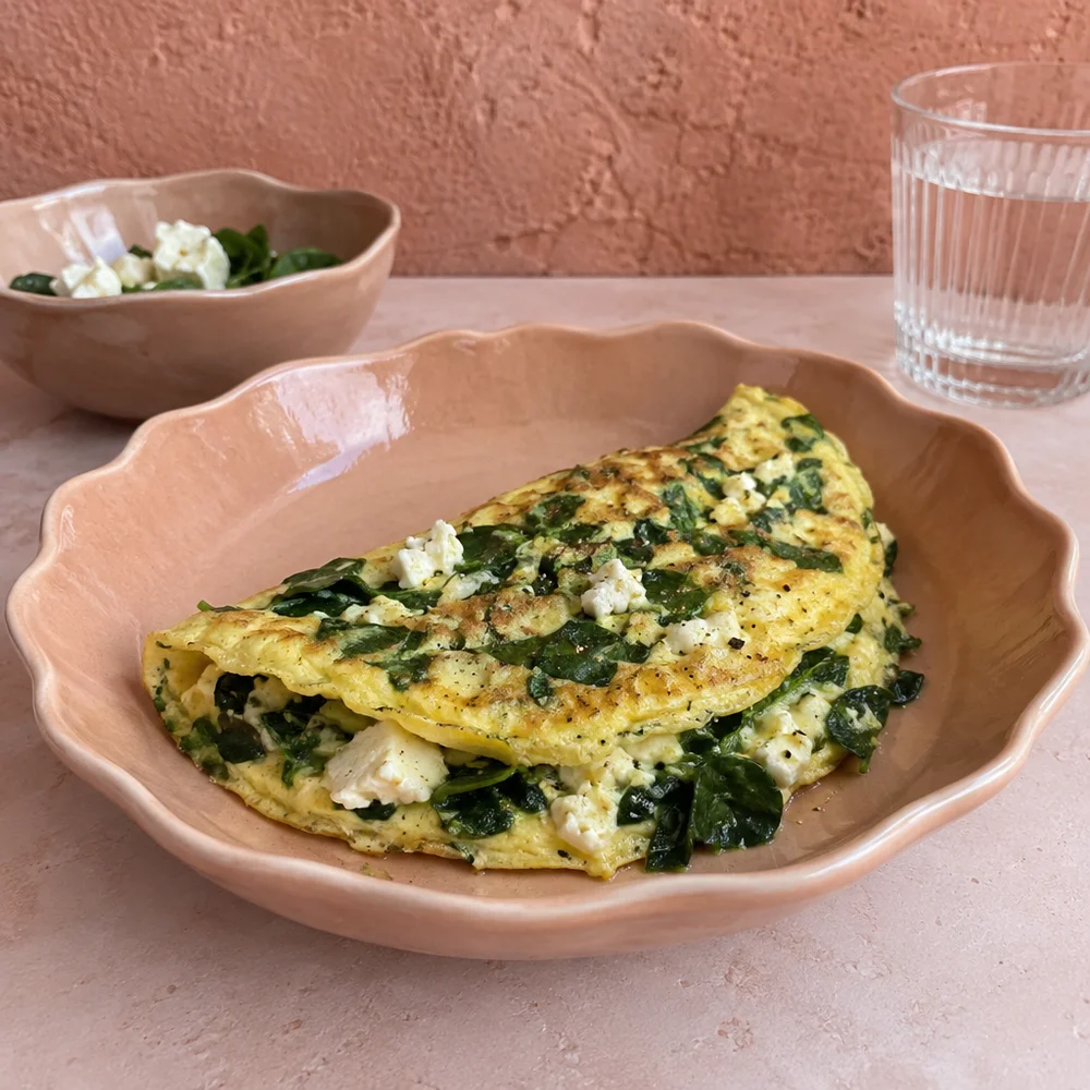Herb omelette with feta and spinach
