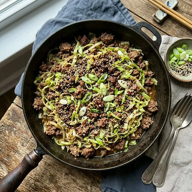 Low-carb beef mince and sweetheart cabbage pan-fry