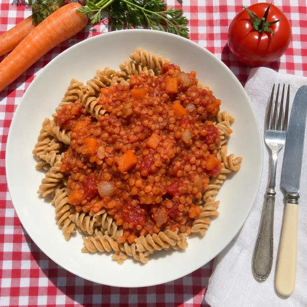 Vegan red lentil bolognese with wholewheat pasta